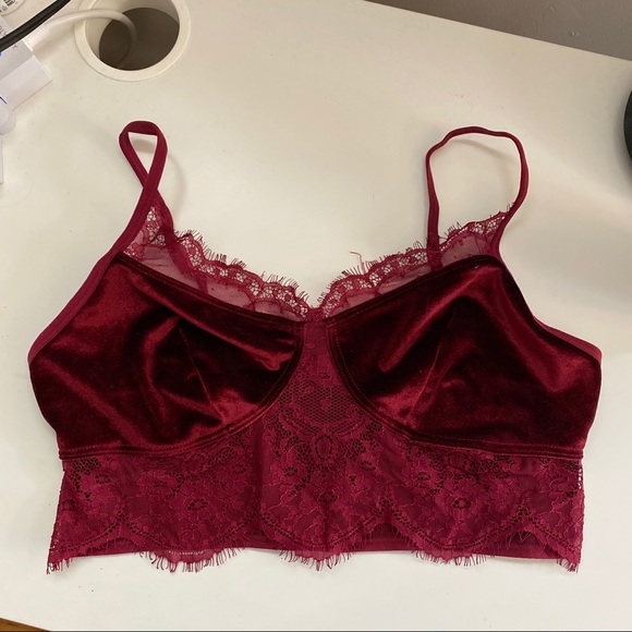 Maroon Love, Mar Brallette - Picture 1 of 2